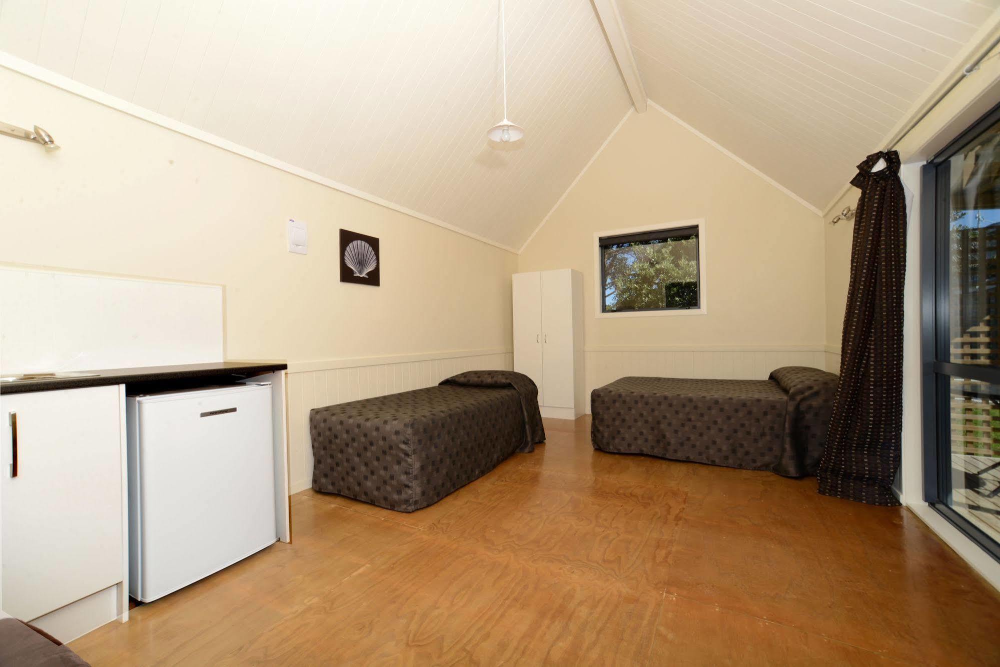 Hotel Camp Waipu Cove Exterior foto